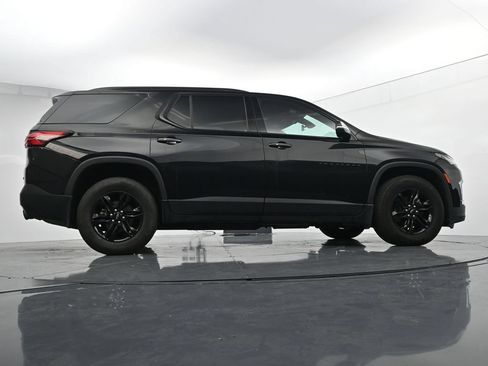 Used 2023 Chevrolet Traverse LT FWD image 38