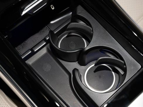 New 2027 Mercedes-Benz GLC 300 4MATIC image 32