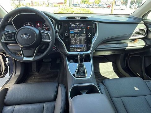 Used 2025 Subaru Outback Limited XT AWD/4WD image 18