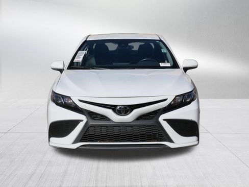 Certified 2023 Toyota Camry SE FWD image 2