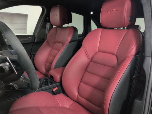 New 2026 Porsche Macan GTS AWD/4WD image 6