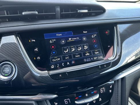 Used 2024 Cadillac XT6 Sport image 16