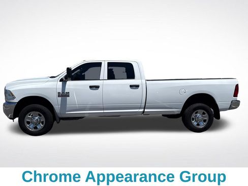 Used 2018 RAM 2500 Tradesman w/ Chrome Appearance Group AWD/4WD image 4