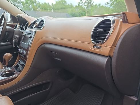 Used 2015 Buick Enclave Leather AWD/4WD image 19