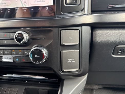 New 2026 Ford F250 Lariat w/ Black Appearance Package AWD/4WD image 19