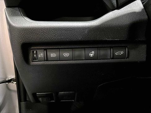 New 2025 Toyota RAV4 XLE image 19
