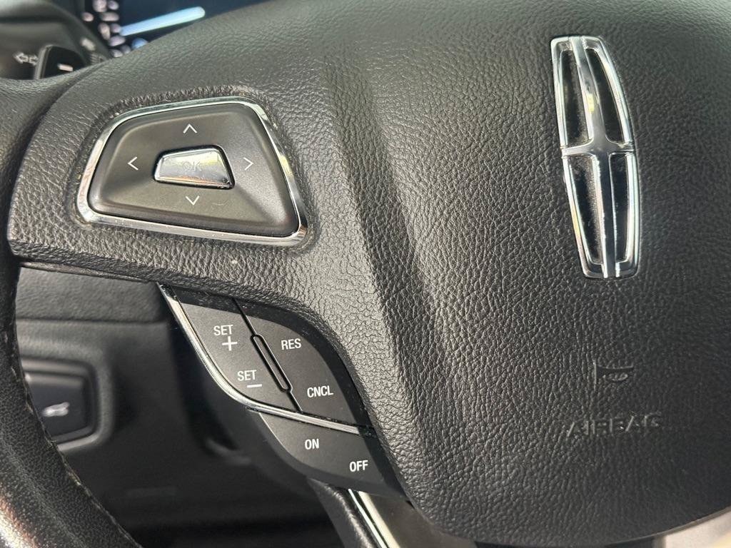 Used 2017 Lincoln MKC Premiere FWD image 28