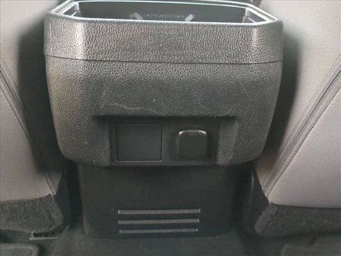 Used 2024 Toyota Tacoma TRD Sport RWD image 16