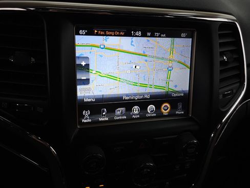 Used 2017 Jeep Grand Cherokee Limited AWD/4WD image 25