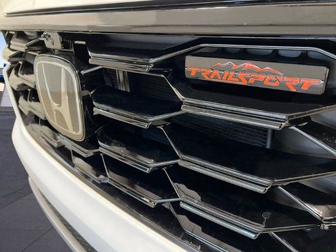 New 2025 Honda Pilot TrailSport image 12
