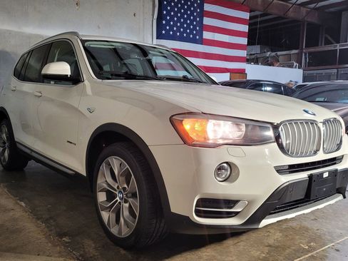 Used 2016 BMW X3 xDrive28i image 4