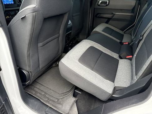 Used 2022 Ford Bronco 4-Door w/ Sasquatch Package image 35