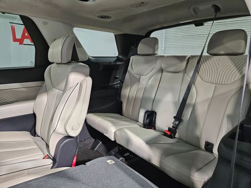 Used 2025 Hyundai Palisade Calligraphy AWD/4WD image 39