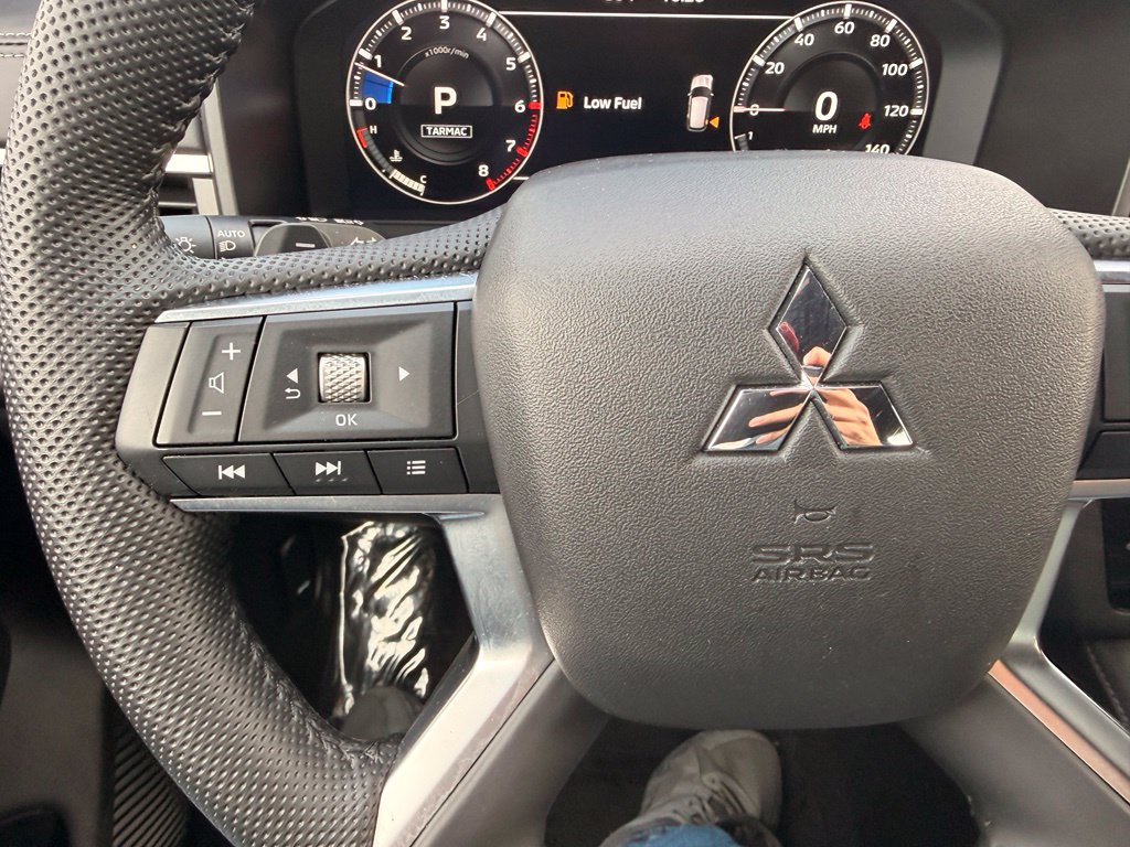 Used 2023 Mitsubishi Outlander Ralliart AWD/4WD image 21