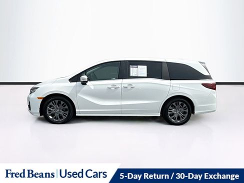 Used 2026 Honda Odyssey Touring image 4