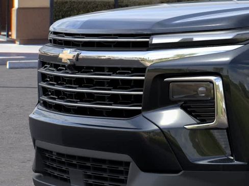 New 2027 Chevrolet Traverse LT w/ Driver Confidence Package FWD image 13