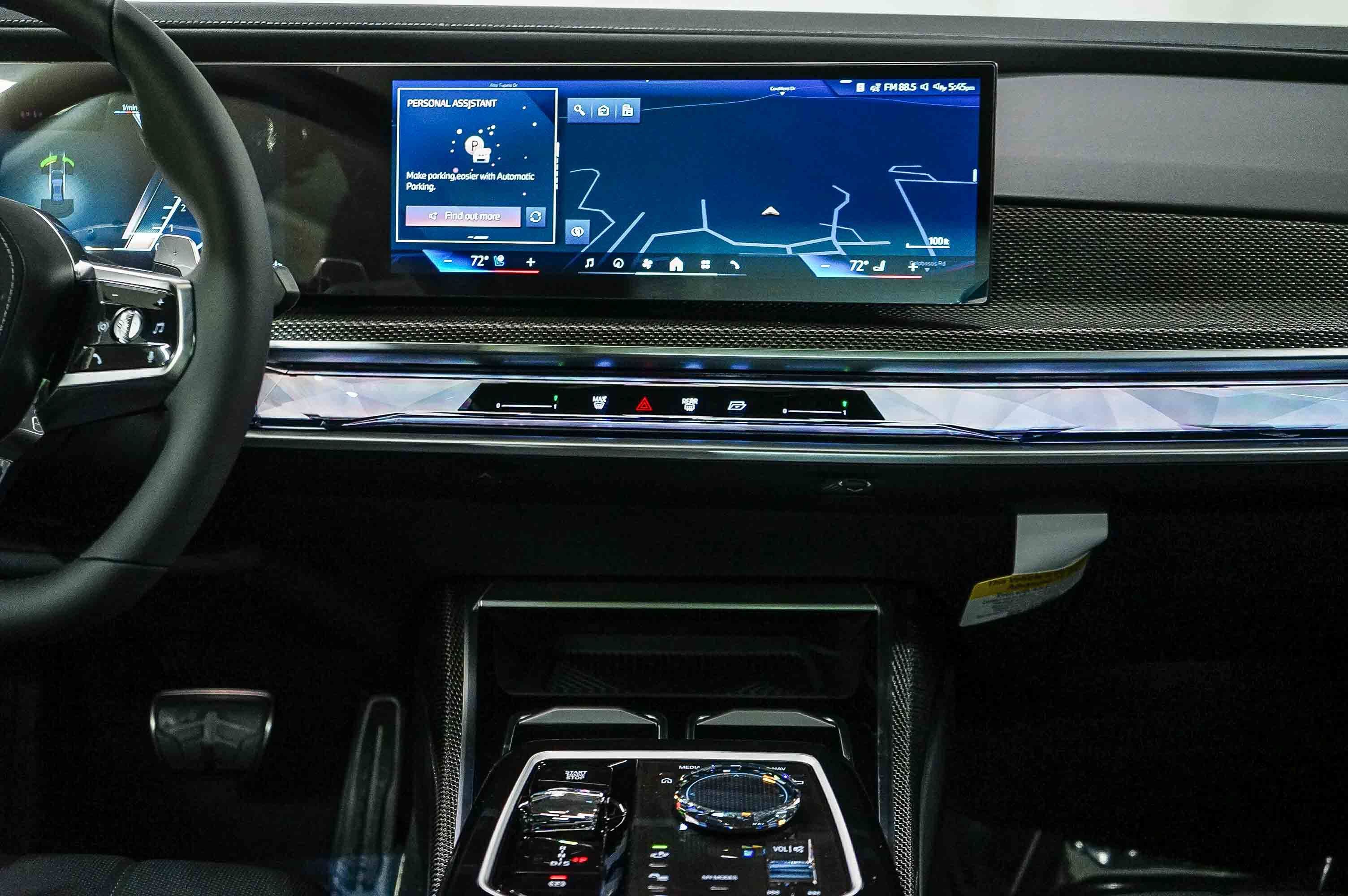 New 2026 BMW 760i xDrive w/ Executive Package AWD/4WD image 14
