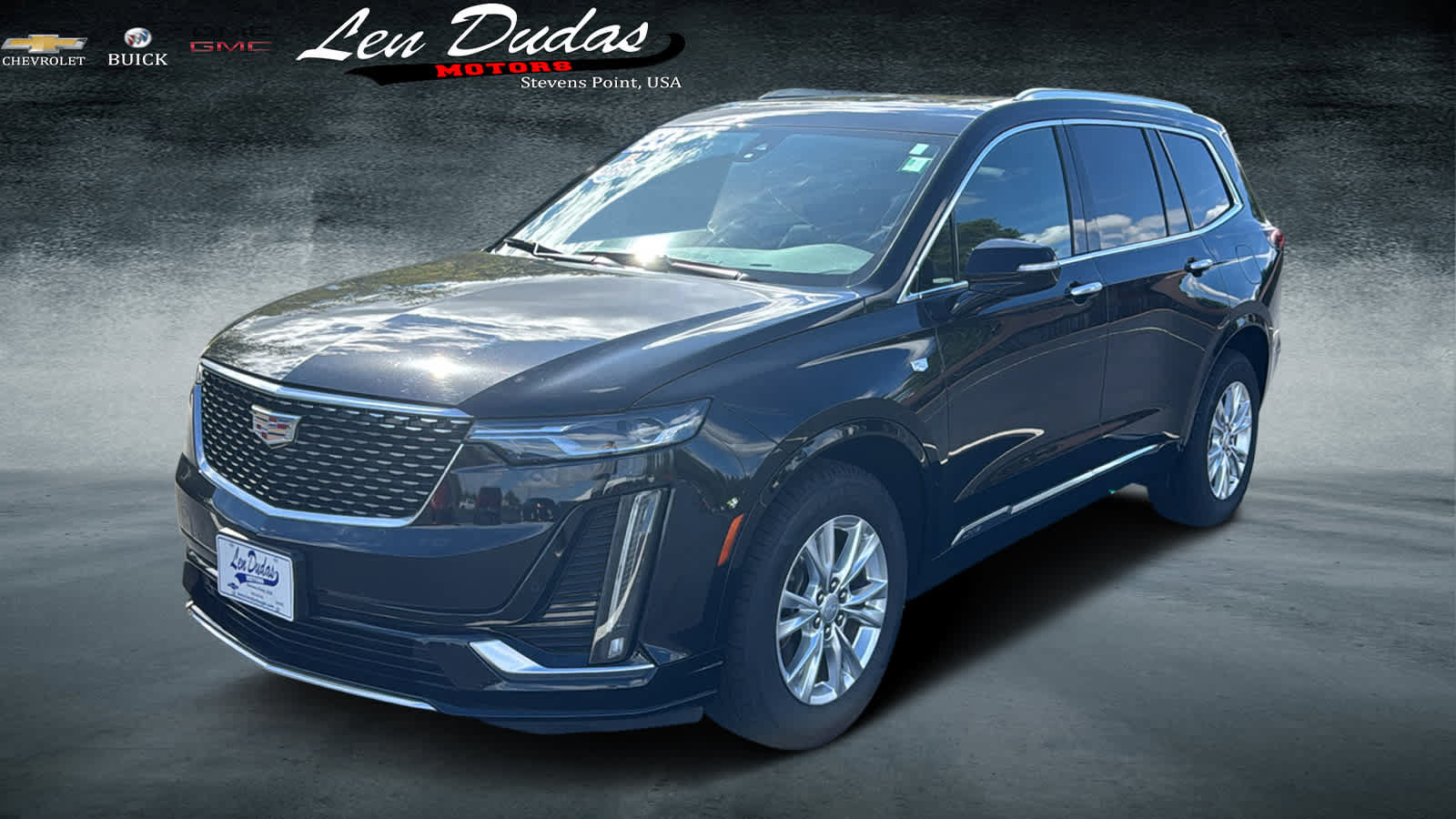 Used 2024 Cadillac XT6 Luxury w/ LPO, Floor Liner Package AWD/4WD image 2