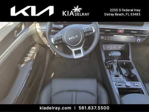 New 2025 Kia K5 EX image 10