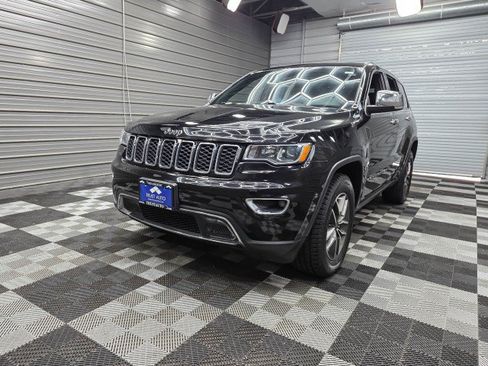 Used 2021 Jeep Grand Cherokee Limited AWD/4WD image 43