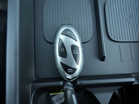 Used 2025 Hyundai Santa Fe Calligraphy AWD/4WD image 47