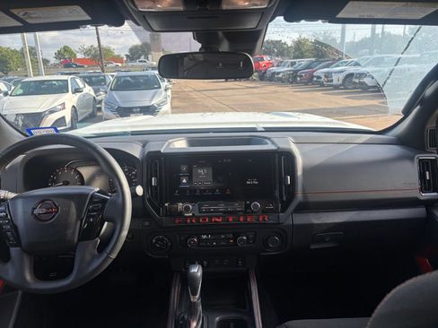 Used 2026 Nissan Frontier PRO-4X AWD/4WD image 33