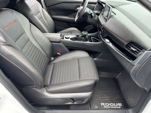 Used 2025 Nissan Rogue SV w/ Rock Creek Premium Package AWD/4WD image 28