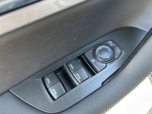 New 2026 Chevrolet Blazer LT image 16