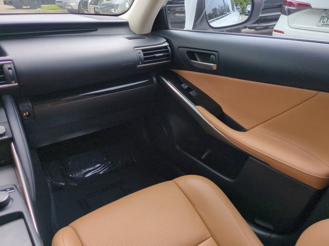 Used 2017 Lexus IS 200t RWD image 16
