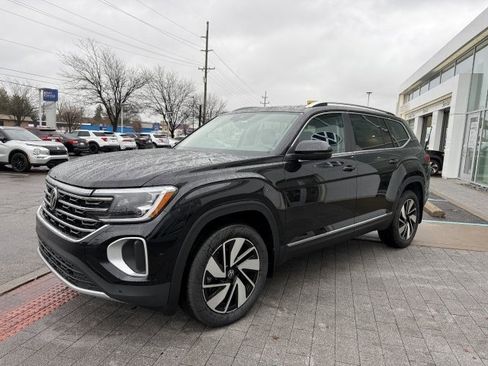 New 2026 Volkswagen Atlas SEL image 3