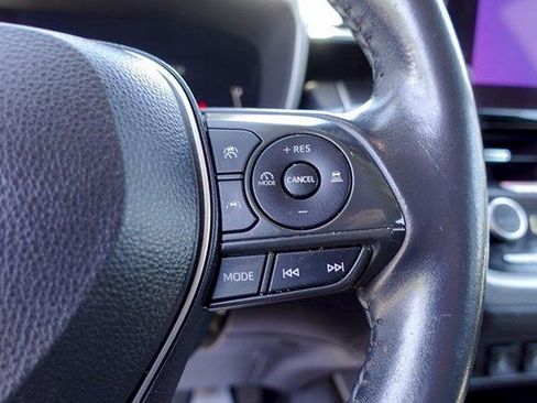 Certified 2023 Toyota Corolla Cross XLE FWD image 17