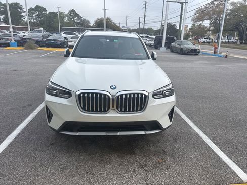 Used 2022 BMW X3 sDrive30i w/ Premium Package w/ZPA image 2