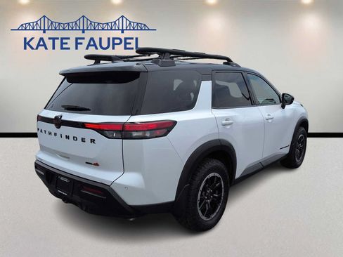 Used 2026 Nissan Pathfinder Rock Creek w/ Rock Creek Premium Package AWD/4WD image 7