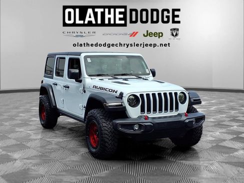 Certified 2022 Jeep Wrangler Unlimited Rubicon w/ Cold Weather Group AWD/4WD image 32