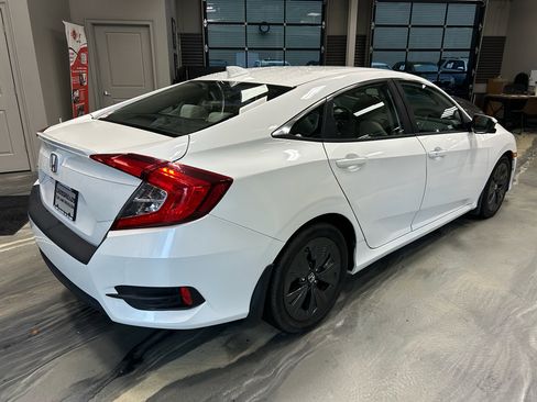 Used 2017 Honda Civic EX-T image 25