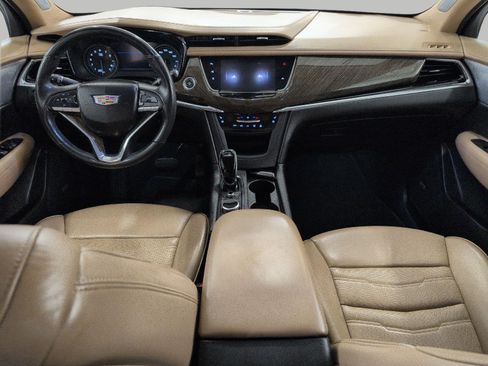 Used 2020 Cadillac XT6 Premium Luxury w/ Platinum Package AWD/4WD image 6