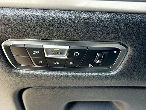 Used 2023 BMW X7 M60i w/ Executive Package AWD/4WD image 37