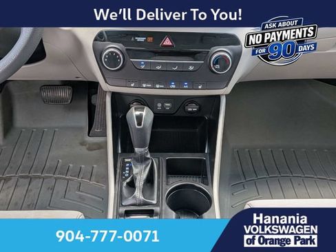 Used 2020 Hyundai Tucson Value FWD image 17