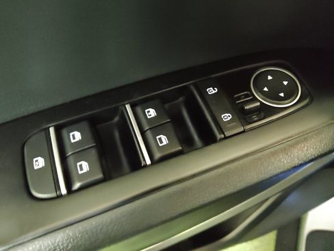 Used 2023 Kia Soul LX w/ Option Group 015 FWD image 27