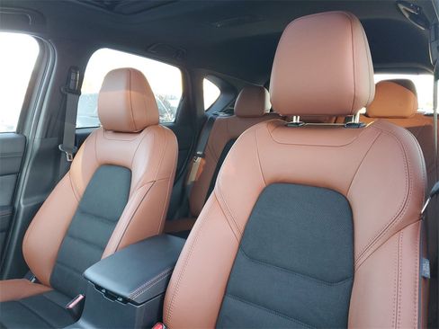 Used 2025 MAZDA CX-5 Carbon Edition image 13