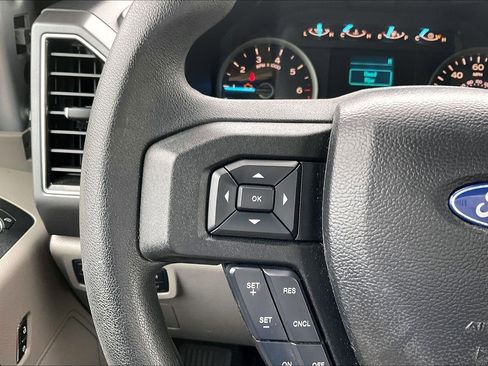 Used 2018 Ford F150 XLT AWD/4WD image 18