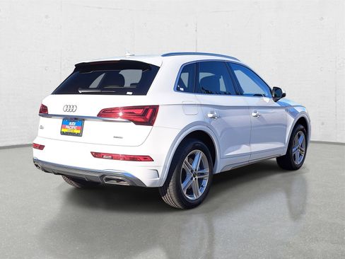 Used 2023 Audi Q5 e Premium Plus w/ Premium Plus Package image 5