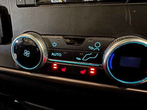 Used 2019 Ford Expedition Platinum image 26