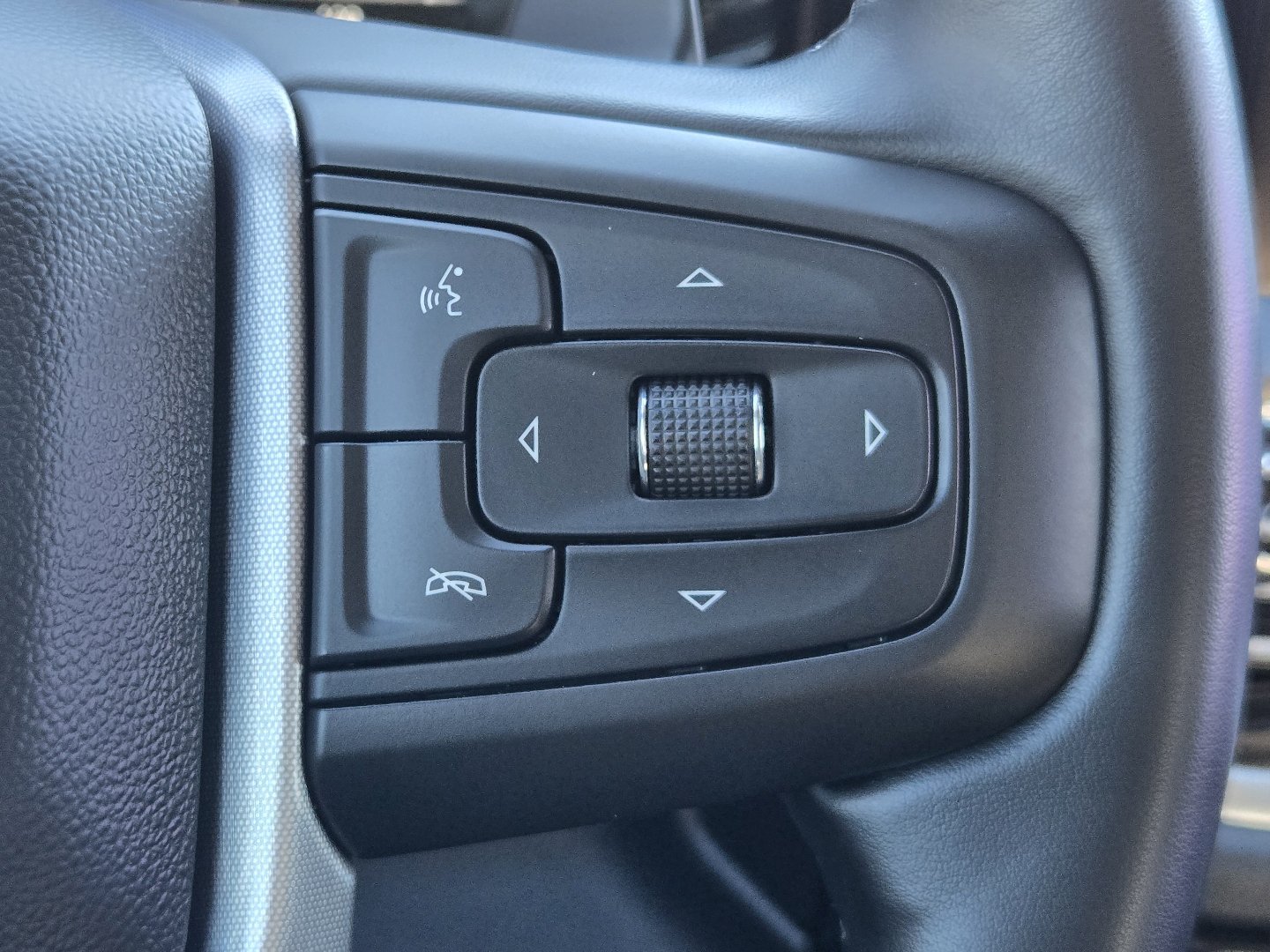 Used 2025 GMC Sierra 1500 Elevation AWD/4WD image 26