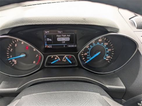 Used 2015 Ford Escape Titanium image 29