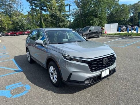 Used 2023 Honda CR-V LX image 10