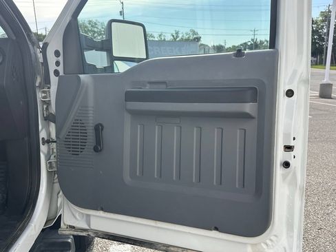 Used 2012 Ford F350 XL w/ Snow Plow Prep Pkg AWD/4WD image 19