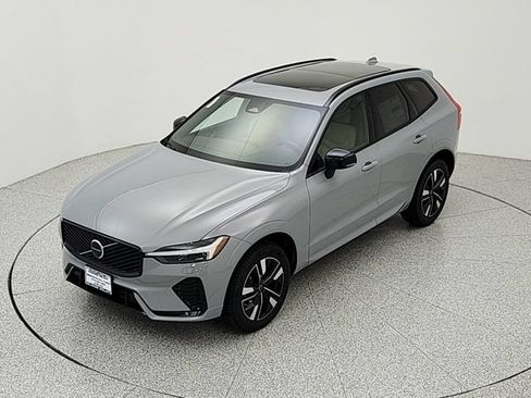 New 2027 Volvo XC60 B5 Core AWD/4WD image 13