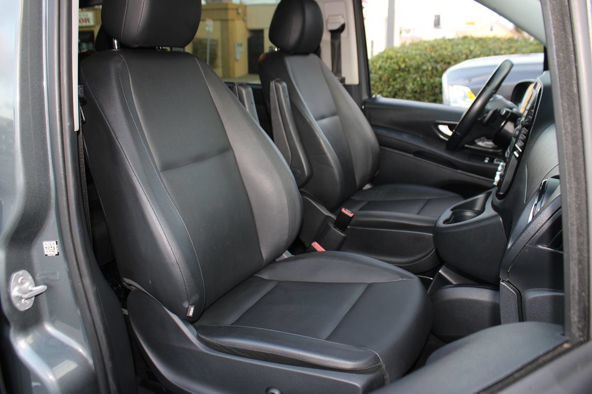 Used 2021 Mercedes-Benz Metris Passenger image 33
