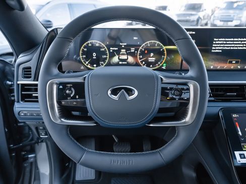 New 2026 INFINITI QX80 4WD image 9